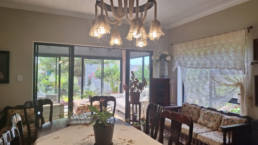 4 Bedroom Property for Sale in Stilbaai Wes Western Cape